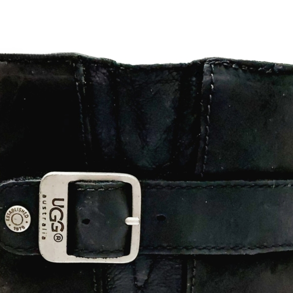 ▪︎▪︎SOLD▪︎▪︎UGG Kensington Womens Water Resistant Biker Moto Black Sheepskin - Picture 3 of 11